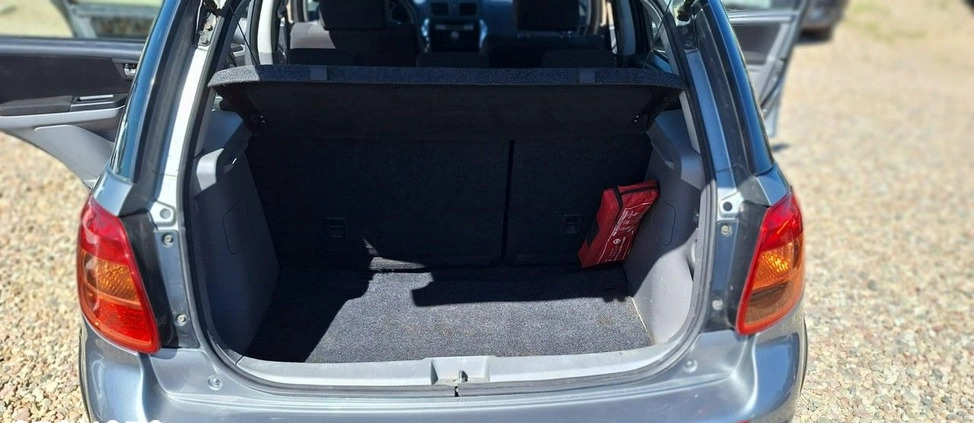 Suzuki SX4 cena 25900 przebieg: 178000, rok produkcji 2011 z Sieradz małe 121